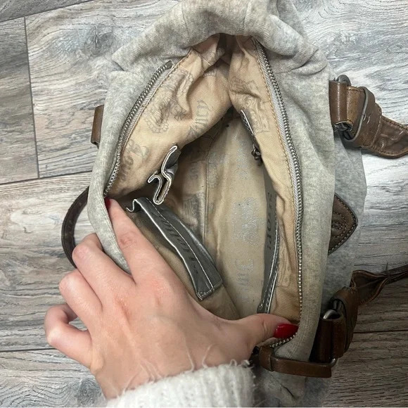 Juicy Couture Bag - Picture 5 of 7